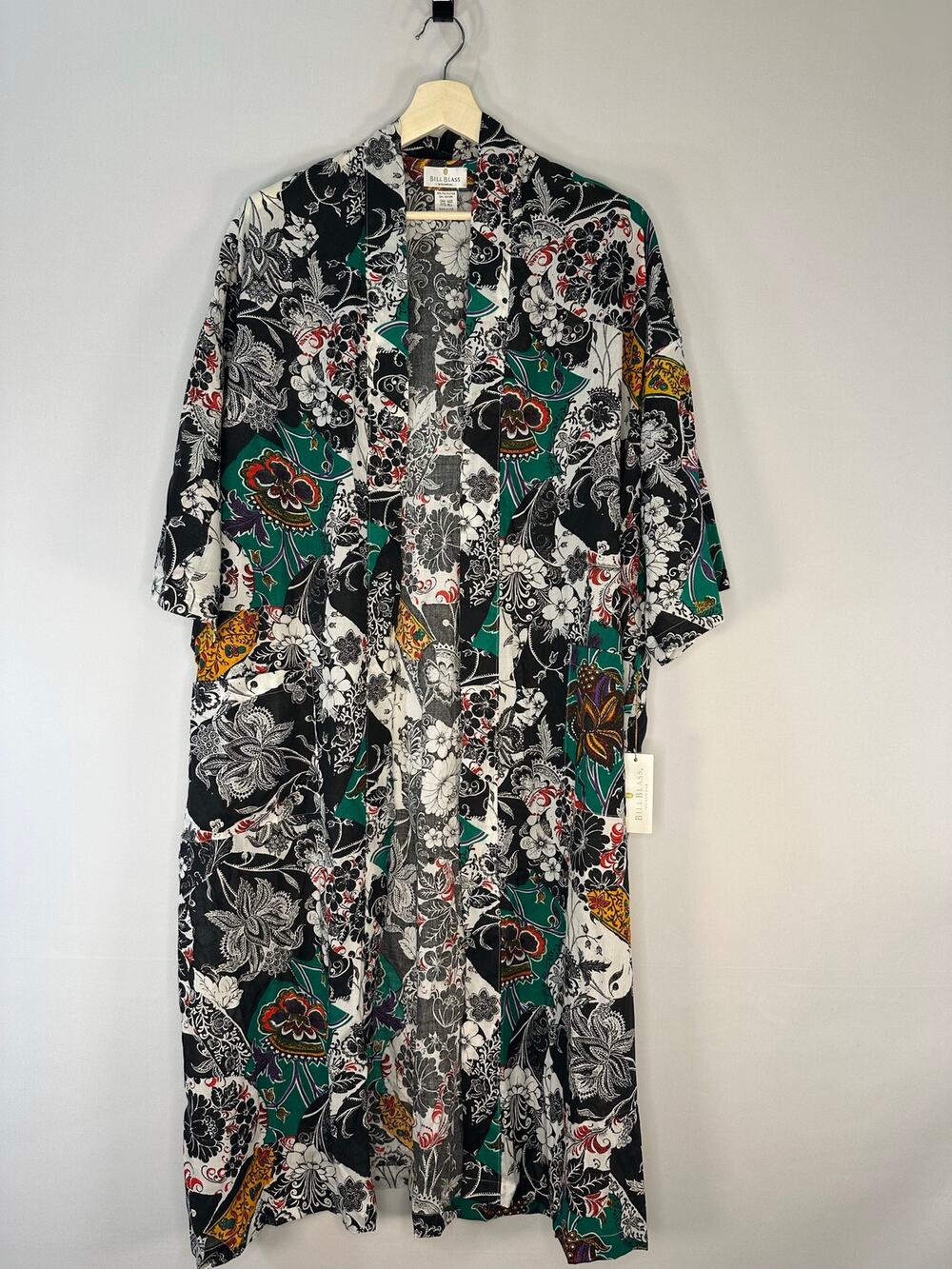 Vintage 1960’s Bill Blass Menswear Paisley Robe NWT One Size Fits All